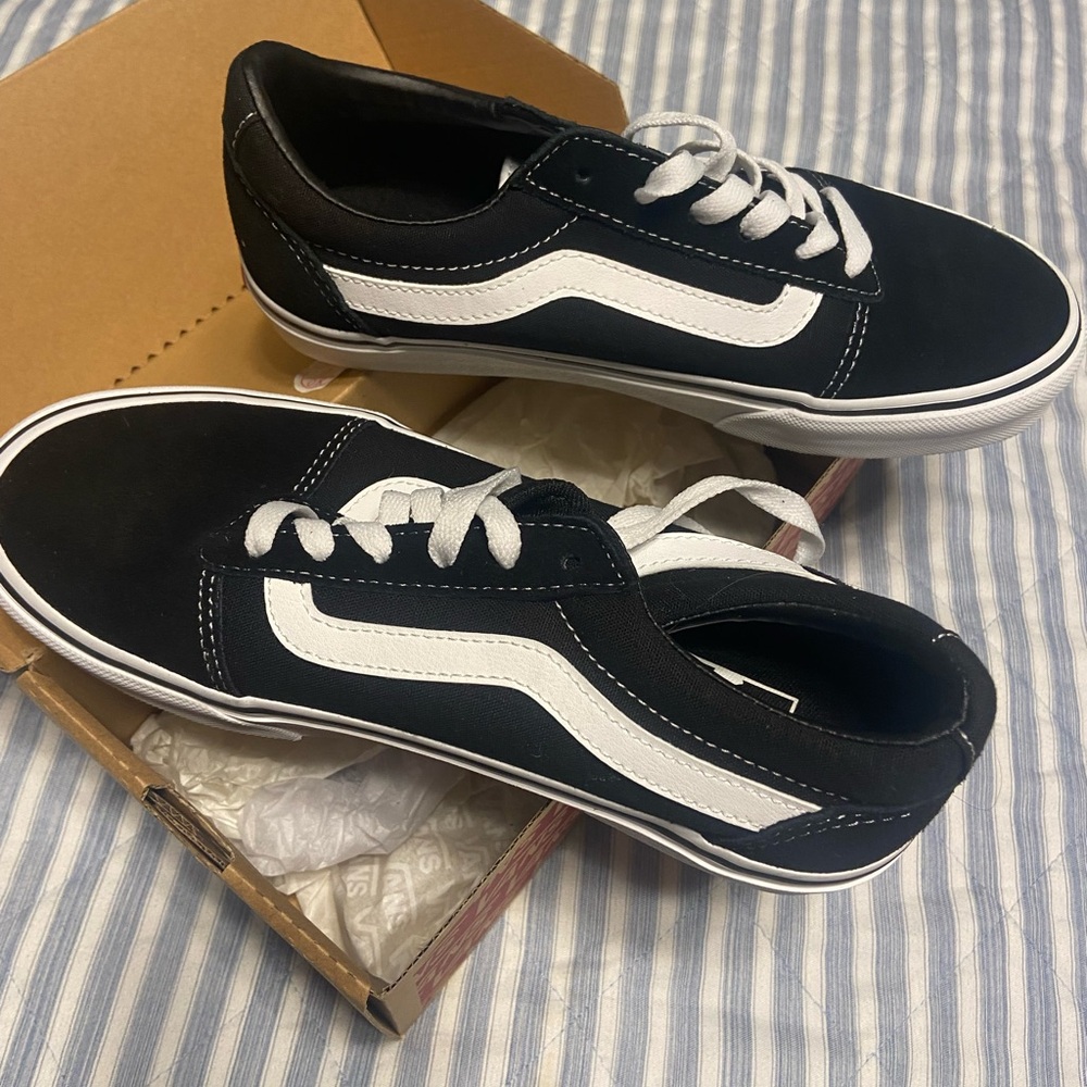 Vans Ward Sneakers Size 7